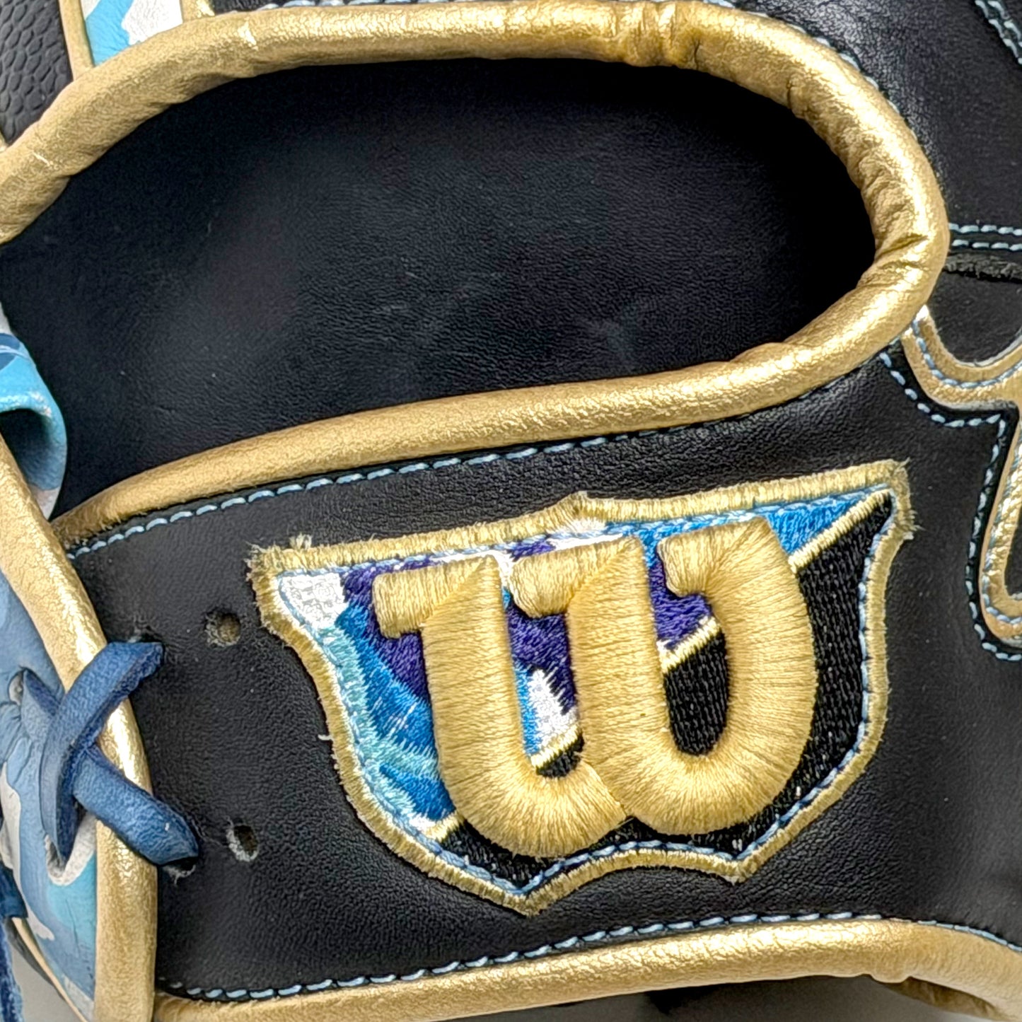 Wilson ウィルソン 野球 軟式用 外野手用グラブ 迷彩カラー ケース付き